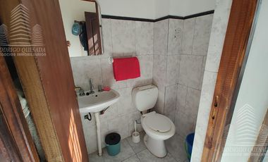 Dúplex  de 2 dormitorios c/ cochera en Costa Azul.