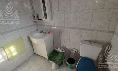 Dúplex  de 2 dormitorios c/ cochera en Costa Azul.