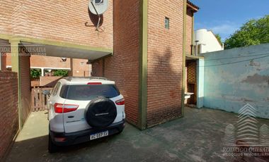 Dúplex  de 2 dormitorios c/ cochera en Costa Azul.