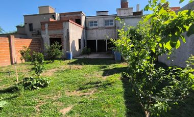 Casa a terminar de 4 Amb a la venta en Cañuelas