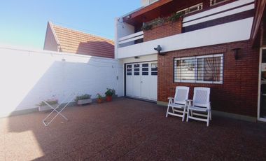 VENTA CASA SOBRE DOS LOTES 3 DORMITORIOS PILETA QUINCHO EN QUILMES