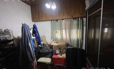 Venta PH 2 ambientes con cochera en Lanús