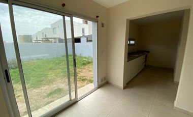 Dúplex en Alquiler en San Ignacio Village. 2 dormitorios.