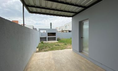 Dúplex en Alquiler en San Ignacio Village. 2 dormitorios.