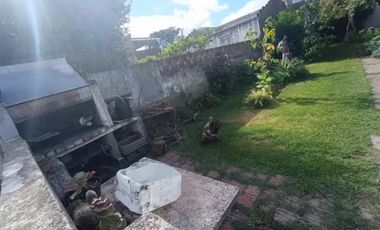 Casa en venta - 2 Dormitorios 2 Baños - Mar del Plata