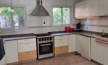 Casa en Venta con Pileta en Saint Thomas Country Club Canning PG