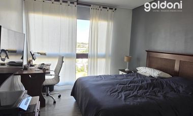 Hermoso departamento 3 ambientes al frente con cochera en subsuelo