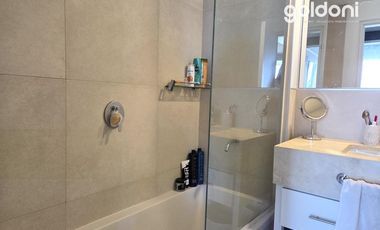 Hermoso departamento 3 ambientes al frente con cochera en subsuelo