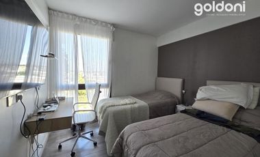 Hermoso departamento 3 ambientes al frente con cochera en subsuelo