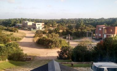 Casa en venta - 4 Dormitorios 4 Baños - 334Mts2 - Costa Esmeralda, Pinamar