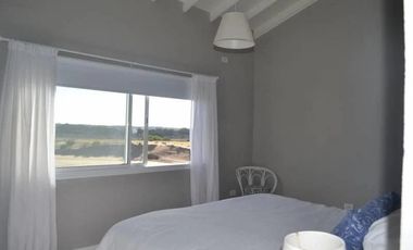 Casa en venta - 4 Dormitorios 4 Baños - 334Mts2 - Costa Esmeralda, Pinamar