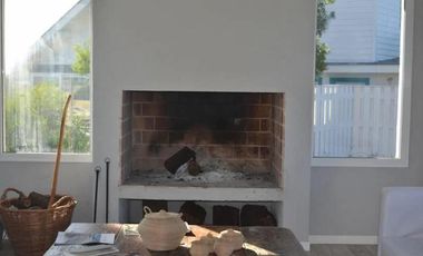 Casa en venta - 4 Dormitorios 4 Baños - 334Mts2 - Costa Esmeralda, Pinamar