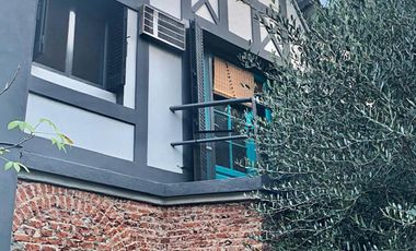 RETASADA - Casa en Alberdi al 700 en Olivos: Estilo Inglés y Ubicación Privilegiada