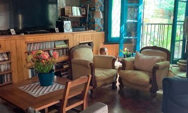 RETASADA - Casa en Alberdi al 700 en Olivos: Estilo Inglés y Ubicación Privilegiada