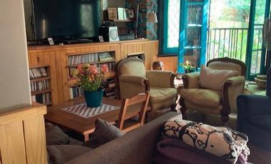 RETASADA - Casa en Alberdi al 700 en Olivos: Estilo Inglés y Ubicación Privilegiada