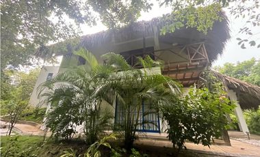 Se vende casa en Palomino, condominio Ukua. Renta turística