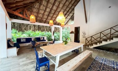 Se vende casa en Palomino, condominio Ukua. Renta turística