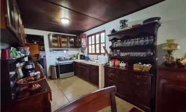 VENDO CASA EN VOLCN