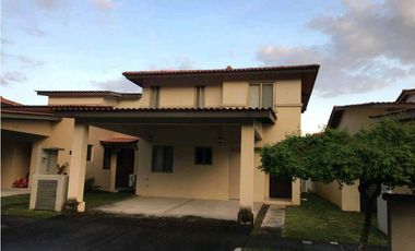 ALQUILER CASA  3 REC. ,147 MT2  PANAMA PACIFICO WOODLANDS LT