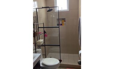 CONDADO DEL REY / KINGS PARK / 132M / 3 HABITACION / BALCON