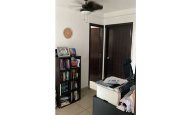 CONDADO DEL REY / KINGS PARK / 132M / 3 HABITACION / BALCON