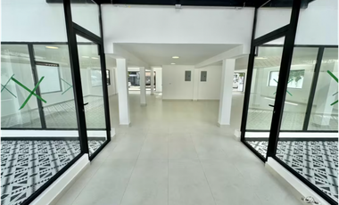 OFICINA / SAN FRANCISCO / 429M / DIVISIONES / 6 BAÑOS / 8 PARKING