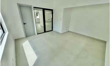 OFICINA / SAN FRANCISCO / 429M / DIVISIONES / 6 BAÑOS / 8 PARKING