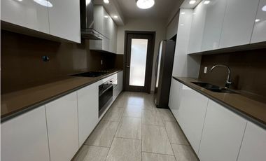 ALQUILER DE APARTAMENTO EN PANAMA PACIFICO - PH EXPLORA