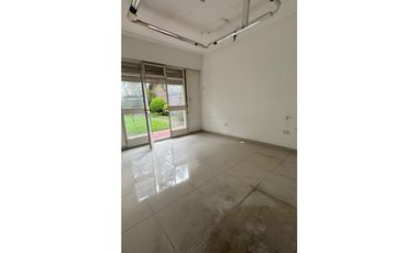 ALQUILER COMERCIAL/PROFESIONAL EN CALLE SAN MARTIN