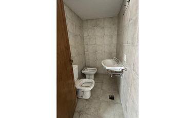 ALQUILER COMERCIAL/PROFESIONAL EN CALLE SAN MARTIN