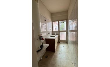 ALQUILER COMERCIAL/PROFESIONAL EN CALLE SAN MARTIN