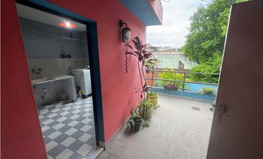 VENTA CASA 4 AMBIENTES C COCHERA. ZELARRAYAN 4900, VILLA LUGANO. CABA