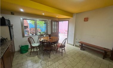 VENTA CASA 4 AMBIENTES C COCHERA. ZELARRAYAN 4900, VILLA LUGANO. CABA