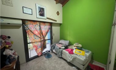 VENTA CASA 4 AMBIENTES C COCHERA. ZELARRAYAN 4900, VILLA LUGANO. CABA