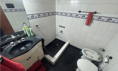 VENTA CASA 4 AMBIENTES C COCHERA. ZELARRAYAN 4900, VILLA LUGANO. CABA