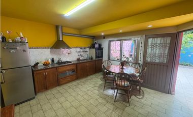 VENTA CASA 4 AMBIENTES C COCHERA. ZELARRAYAN 4900, VILLA LUGANO. CABA