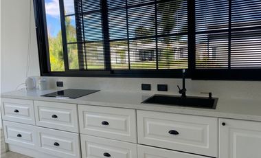 CASA EN VENTA EN COSTA ESMERALDA - ECUESTRE 371