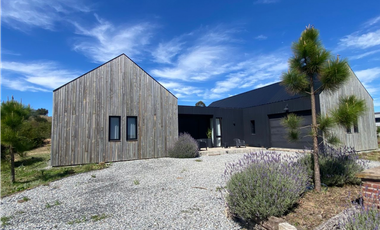 CASA EN VENTA EN COSTA ESMERALDA - ECUESTRE 371