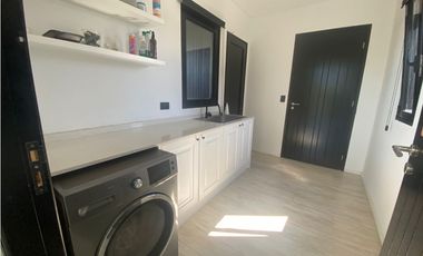 CASA EN VENTA EN COSTA ESMERALDA - ECUESTRE 371