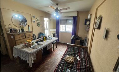 VENTA DEPARTAMENTO 4 AMB. EDIFICIO 5, BARRIO COPELLO, V. LUGANO CABA