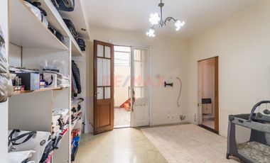 VENTA PH 4 AMBIENTES CON PATIO Y TERRAZA PROPIA