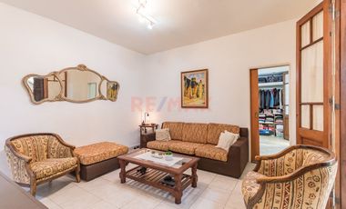 VENTA PH 4 AMBIENTES CON PATIO Y TERRAZA PROPIA