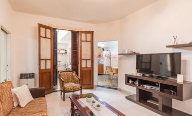 VENTA PH 4 AMBIENTES CON PATIO Y TERRAZA PROPIA