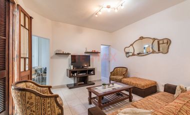 VENTA PH 4 AMBIENTES CON PATIO Y TERRAZA PROPIA