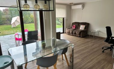 Casa en Venta en Santa Elena 570