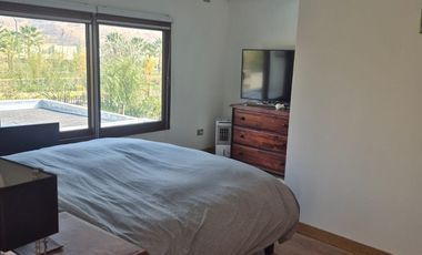 Casa en Venta en Santa Elena 570