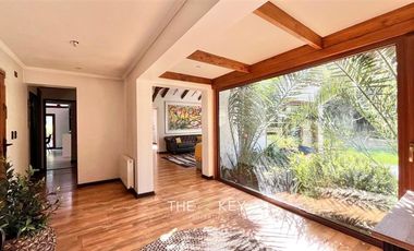 Casa en Arriendo en Luis Pasteur - Av Manquehue Norte