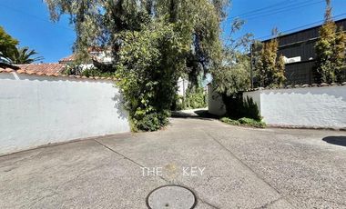 Casa en Arriendo en Luis Pasteur - Av Manquehue Norte