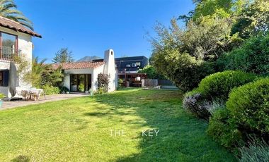 Casa en Arriendo en Luis Pasteur - Av Manquehue Norte