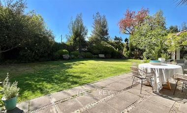 Casa en Arriendo en Luis Pasteur - Av Manquehue Norte